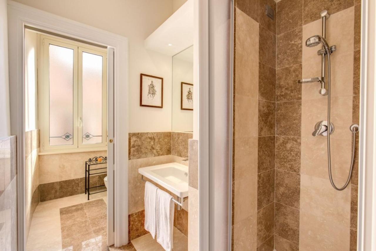 Lovely 4-Bedroom Apartment 30M Sangiovanni Metro 罗马 外观 照片