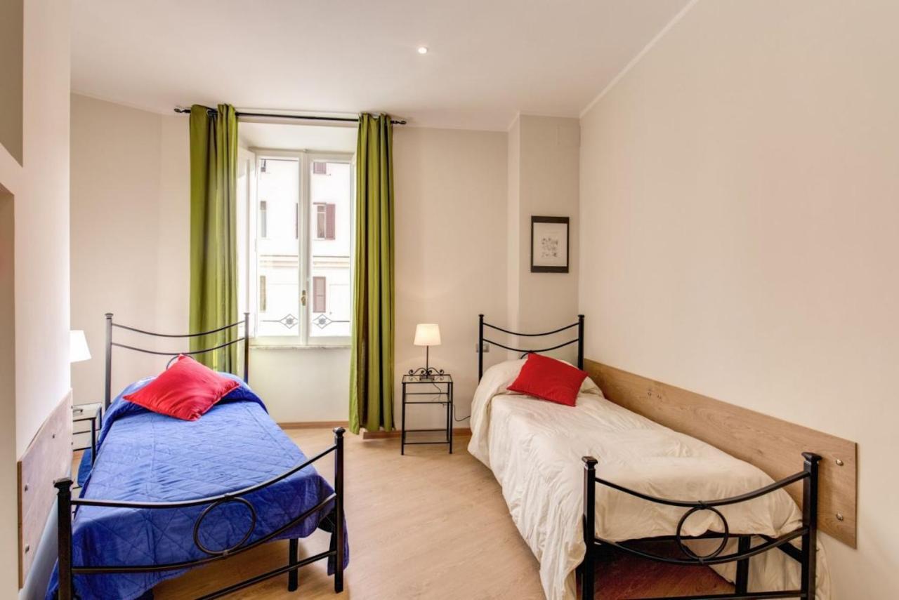Lovely 4-Bedroom Apartment 30M Sangiovanni Metro 罗马 外观 照片