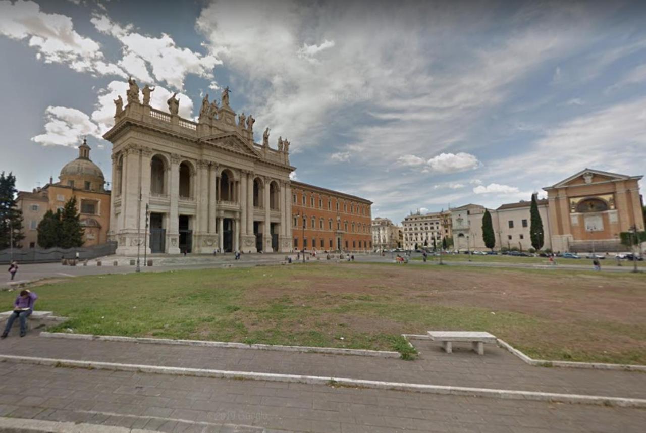 Lovely 4-Bedroom Apartment 30M Sangiovanni Metro 罗马 外观 照片