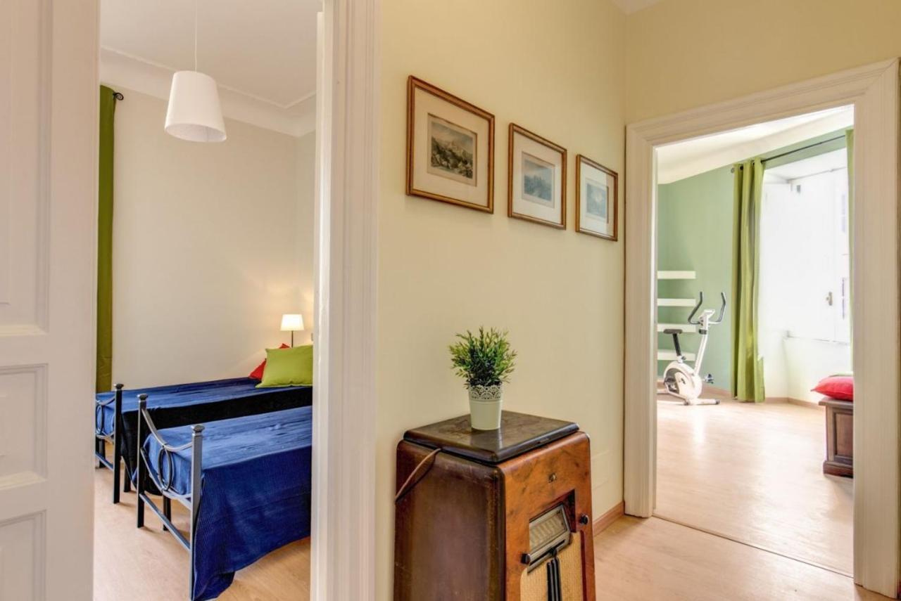 Lovely 4-Bedroom Apartment 30M Sangiovanni Metro 罗马 外观 照片