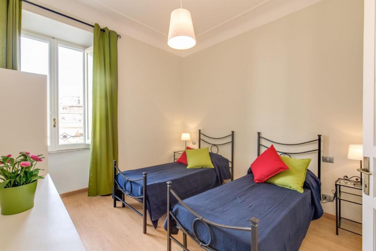 Lovely 4-Bedroom Apartment 30M Sangiovanni Metro 罗马 外观 照片