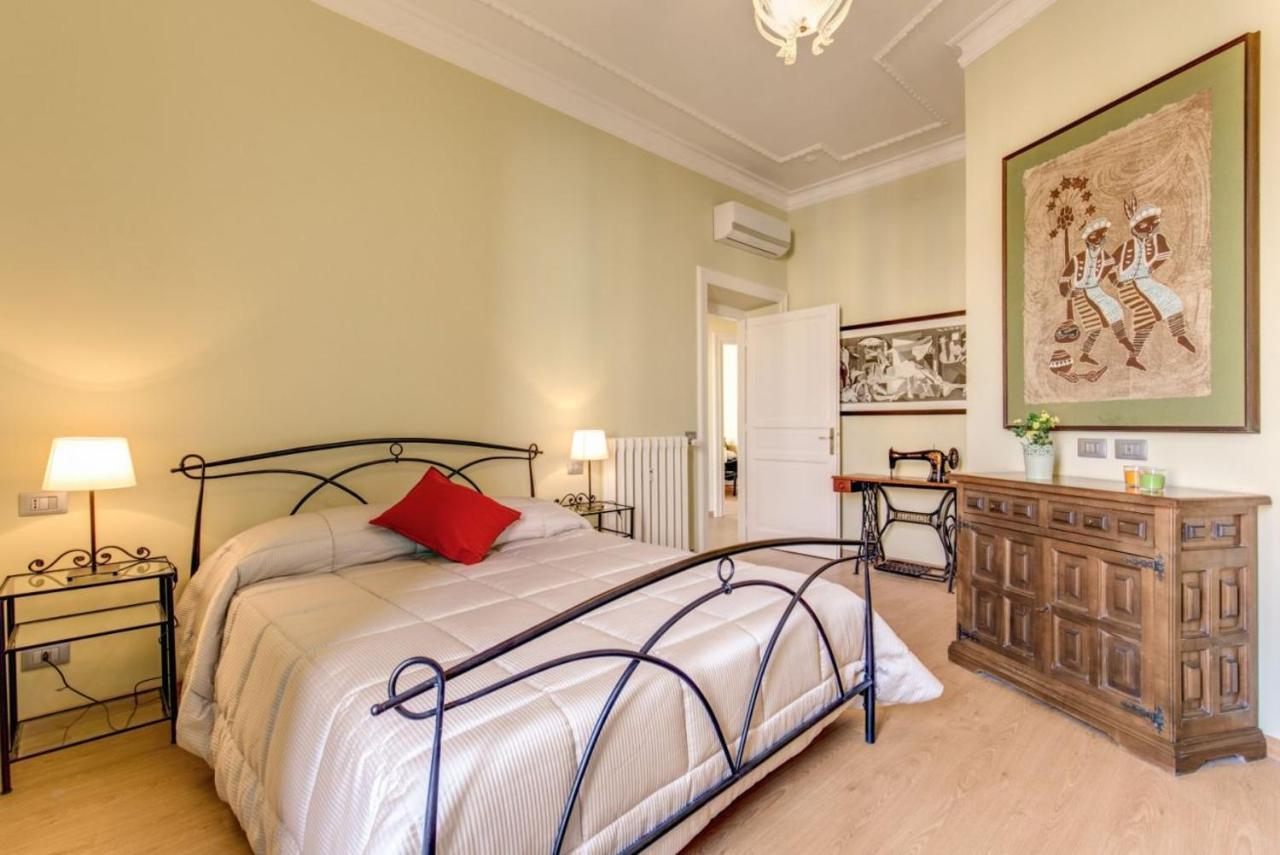Lovely 4-Bedroom Apartment 30M Sangiovanni Metro 罗马 外观 照片